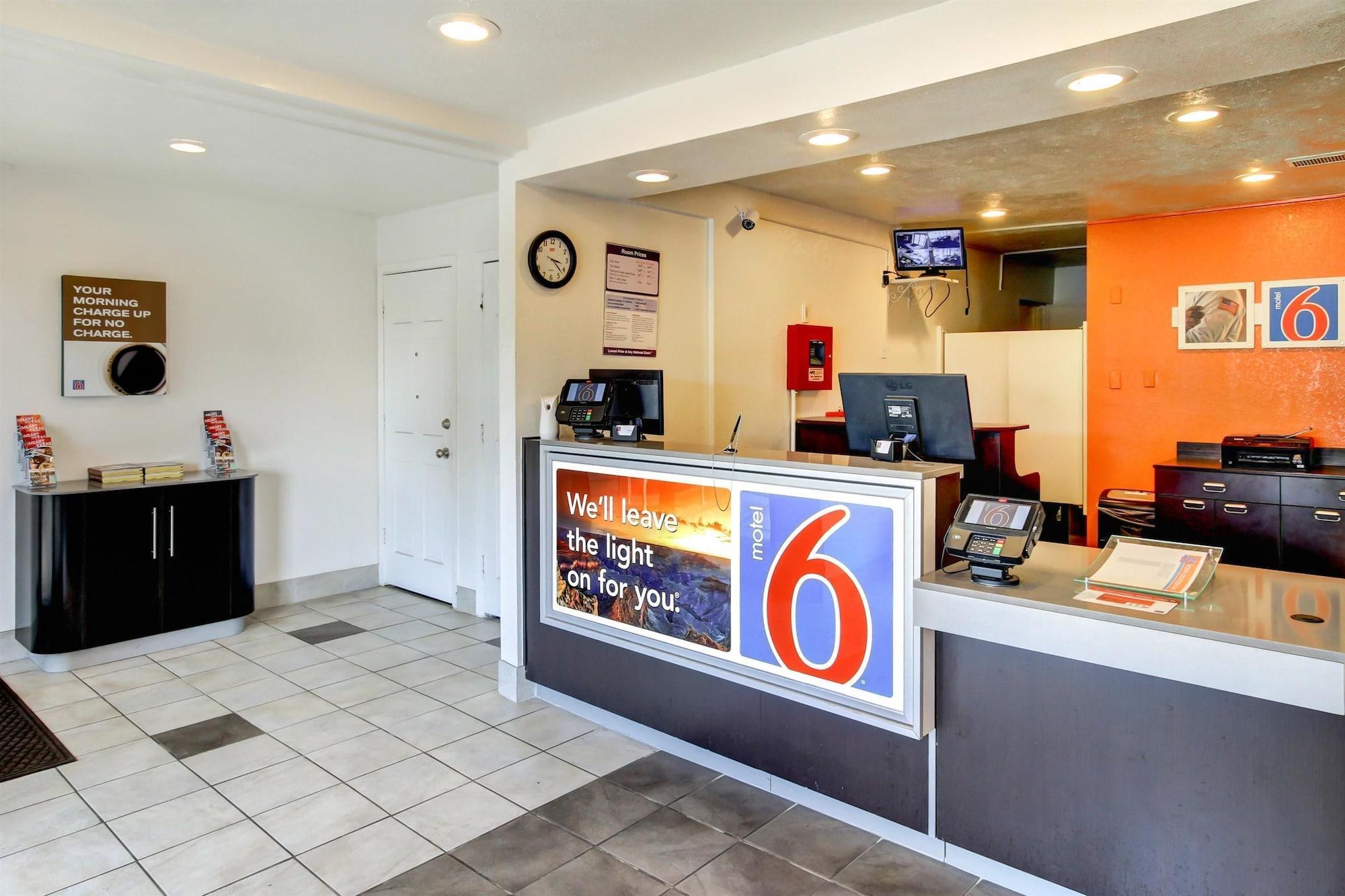Days Inn By Wyndham Waco University Area Exterior foto